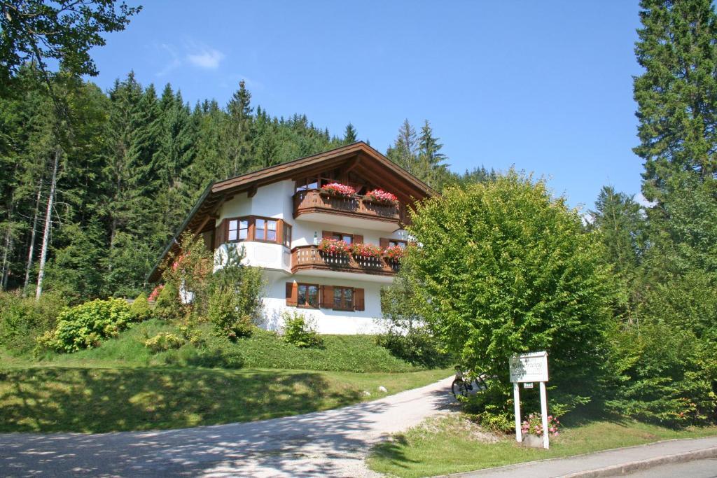 Ferienhaus Am Roemerweg Klais Exterior foto